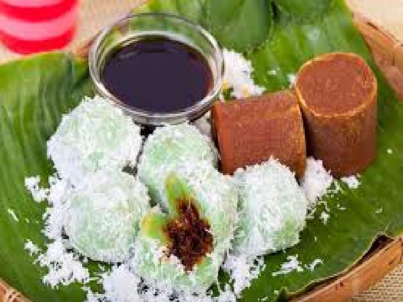 Klepon: Kue Mochi Isi Gula Merah